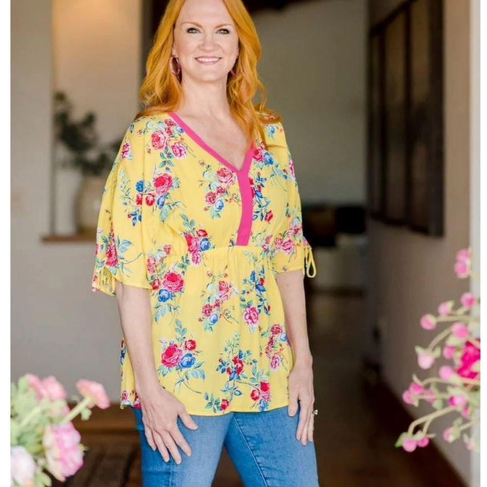 The Pioneer Woman Yellow Floral Dolman Sleeve Blouse, Large